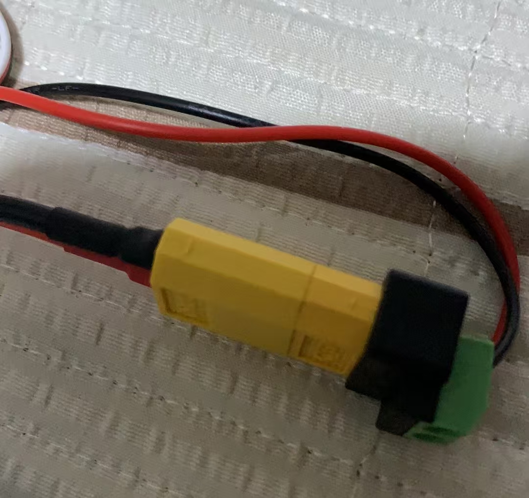 Drone Solar Charger - Adapter bezlutowy 2-pinowy na XT60 męski/żeński